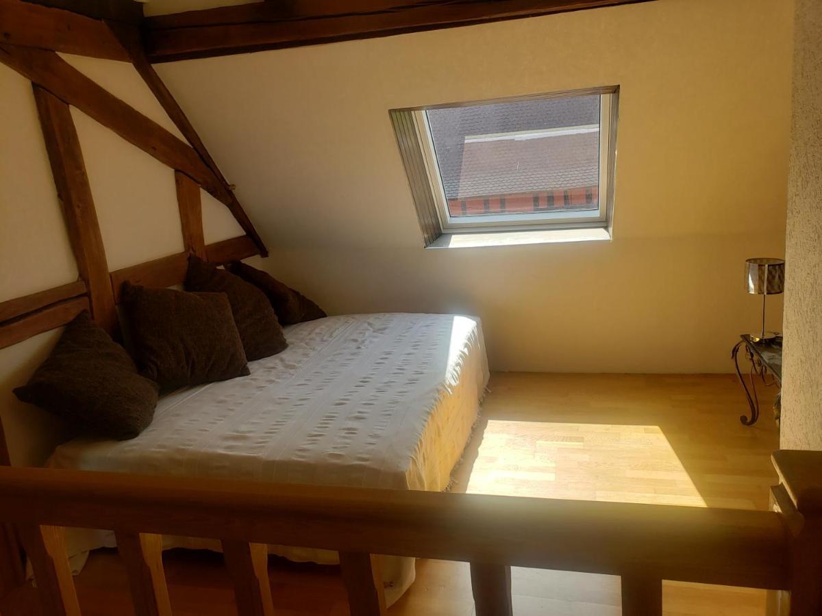 Gite Au Petit Ruisseau-Etage Et Combles-Maison Alsacienne 4 Personnes 4 Nuitees Minimum Langensoultzbach Exterior foto